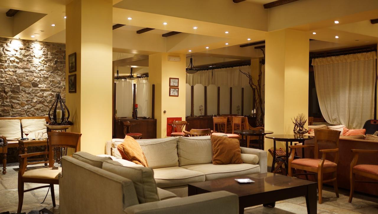 Valia Calda Hotel Perivoli  Extérieur photo